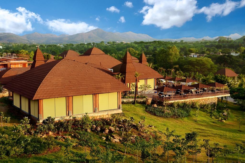The Ananta Udaipur Hotel Eksteriør billede