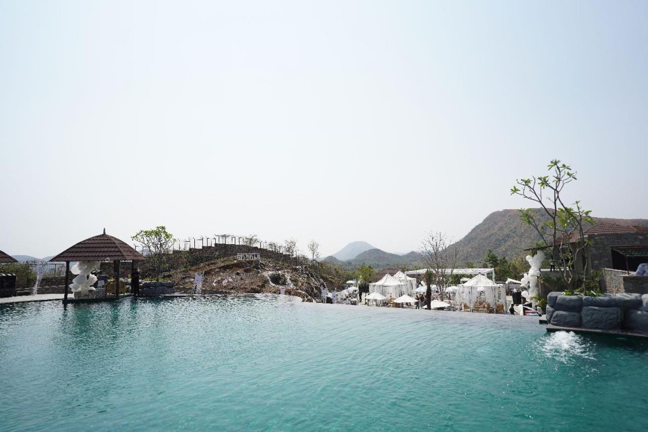 The Ananta Udaipur Hotel Eksteriør billede