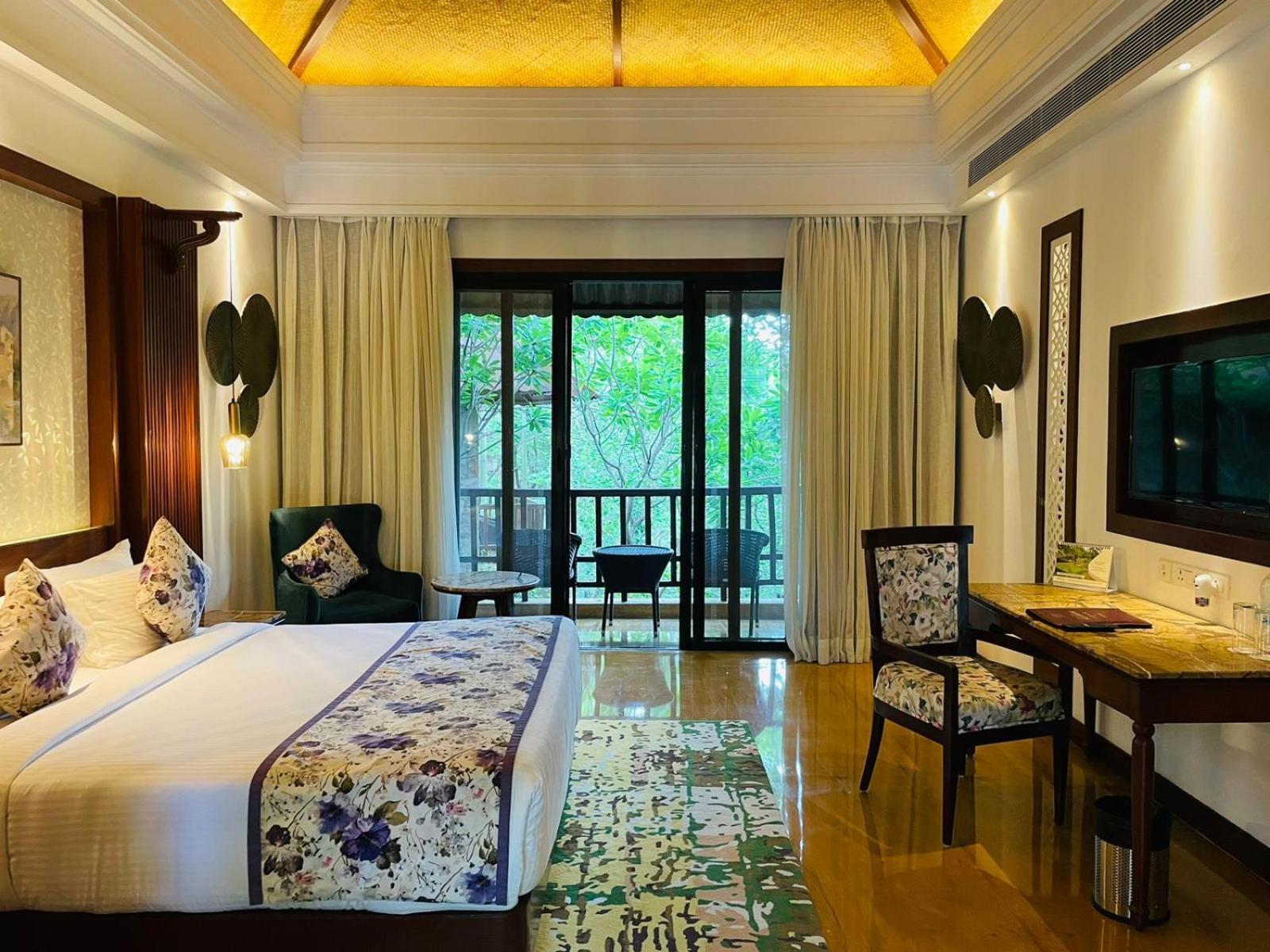 The Ananta Udaipur Hotel Eksteriør billede