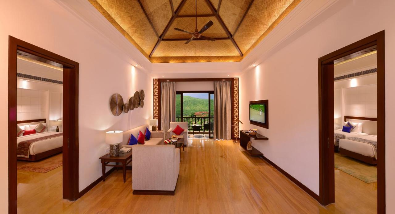 The Ananta Udaipur Hotel Eksteriør billede
